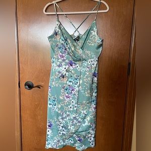 QED London Silky Mint Spaghetti Strap Dress